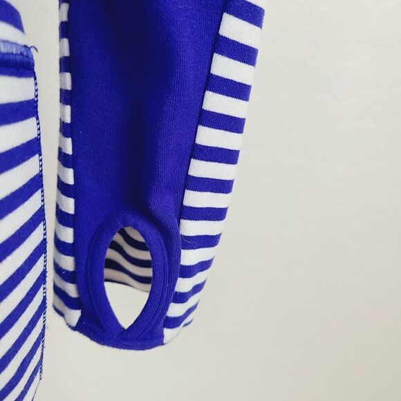 Lululemon In Stride Jacket 4 Blue White Striped Knit Full-Zip Thumbholes - Picture 6 of 10